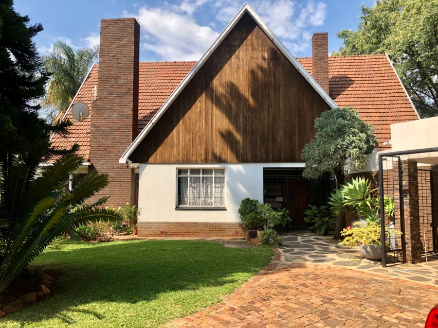 8 Bedroom Property for Sale in Zandfontein A H North West